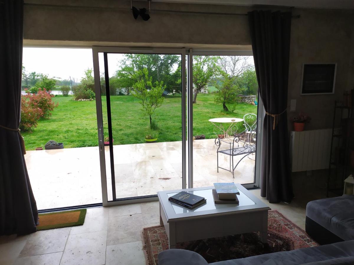 Petit Saint Hubert 1 A 4 Personnes Bed & Breakfast Velles  Exterior photo